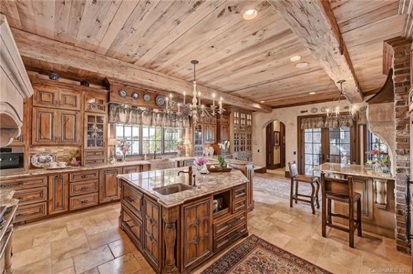 8495 Norman Estates Drive Denver, NC 28037