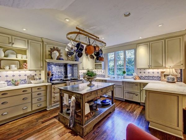 8343 Providence Road Charlotte, NC 28277